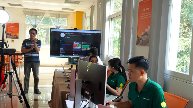 Chương trình Bốc thăm trúng thưởng Gieo hạt vàng - Đón lộc sang cùng HM.CLAUSE